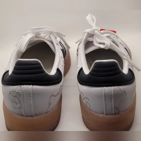 adidas gazelle silver green womens adidas Sambae Hello Kitty Shoe White/Black